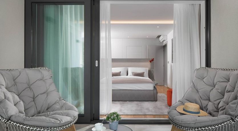 Photo of Supermodel Strut