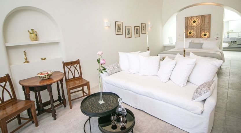 Photo of Bougainvillea on the Breeze