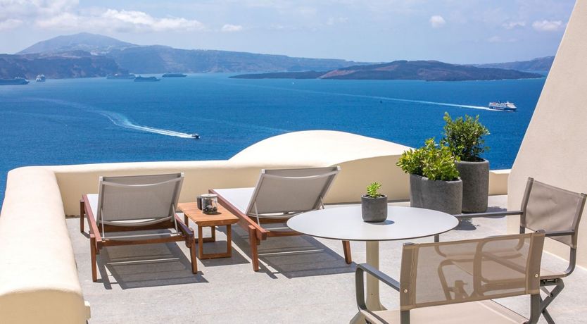 Photo of Bougainvillea on the Breeze