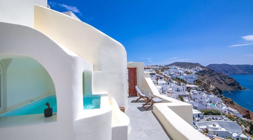 Photo of Bougainvillea on the Breeze