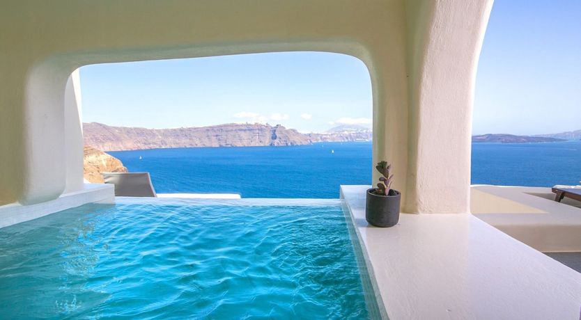 Photo of Bougainvillea on the Breeze