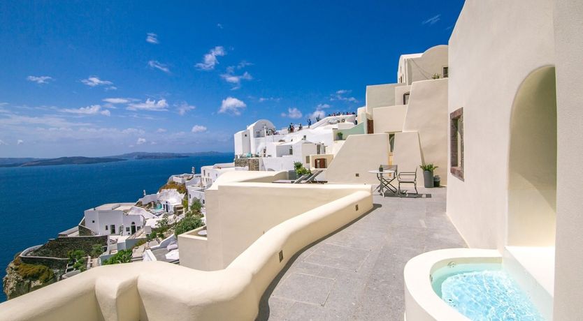 Photo of Bougainvillea on the Breeze