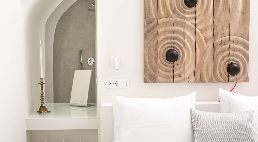 Photo of Bougainvillea on the Breeze