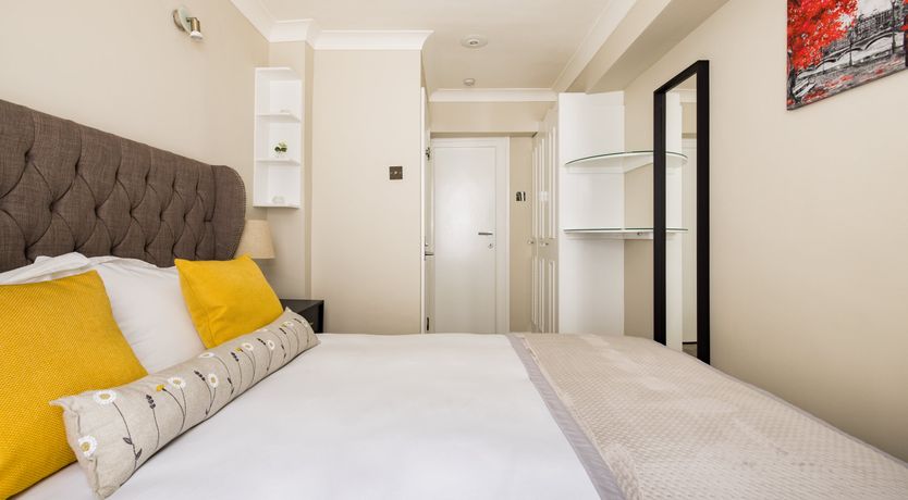 Photo of Stucco & Marble