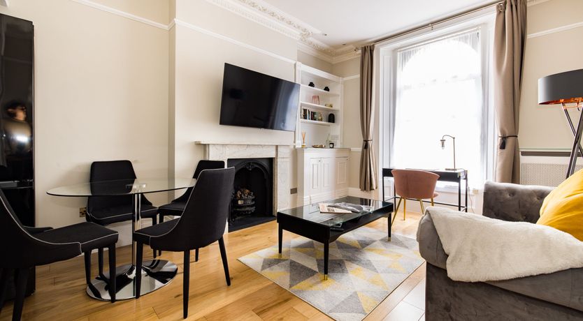 Photo of Stucco & Marble