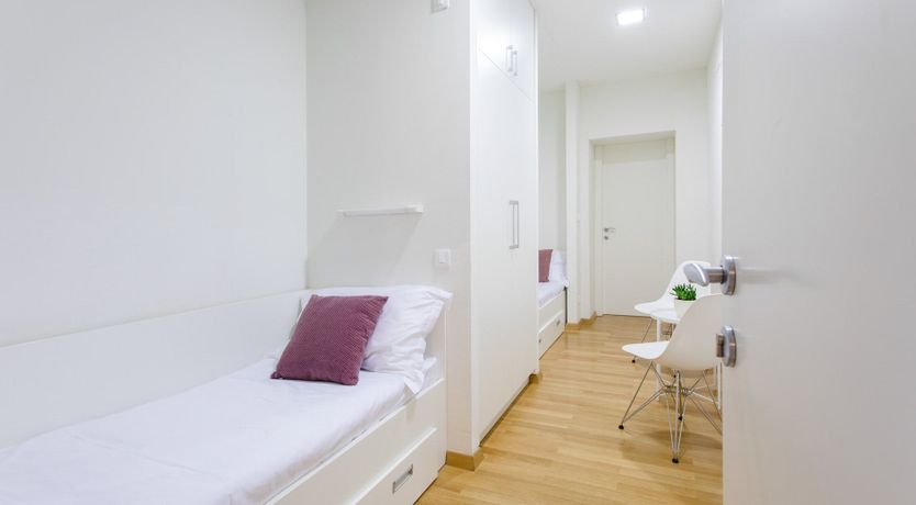 Photo of The Pearl Diver