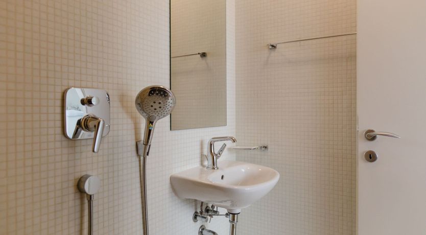 Photo of The Pearl Diver