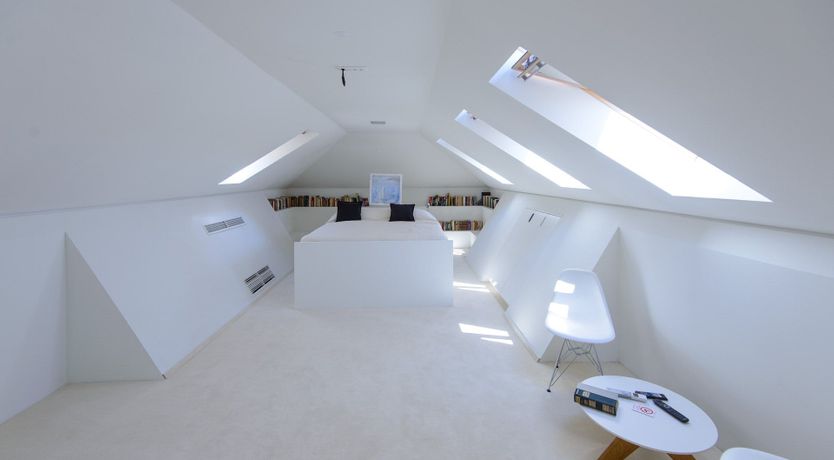 Photo of The Pearl Diver