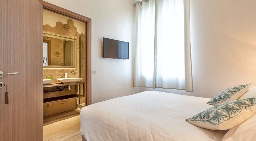 Photo of Strawberry Kisses