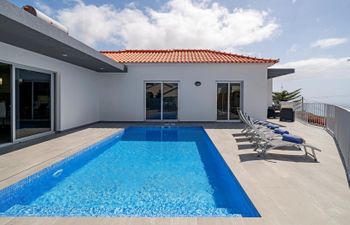 Sapphire Seabird Villa