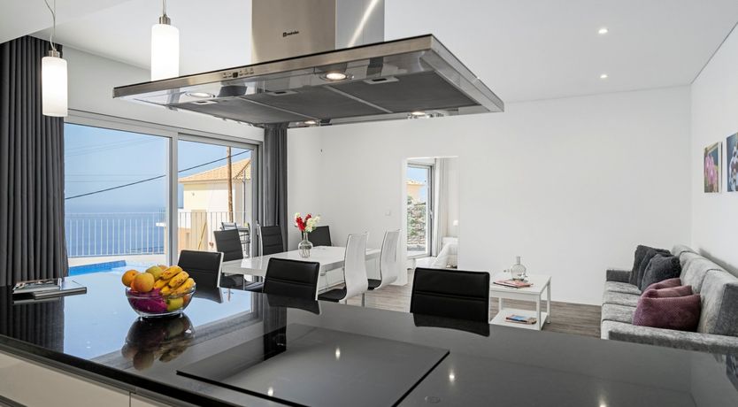 Photo of Sapphire Seabird