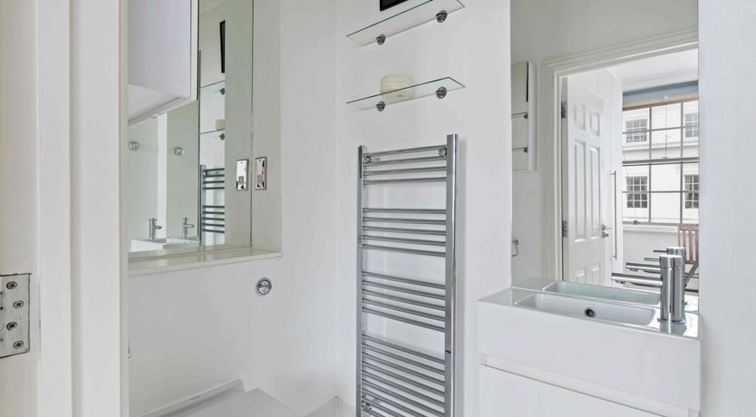 Photo of Belgravia Belle