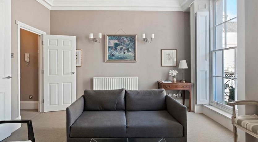 Photo of Belgravia Belle