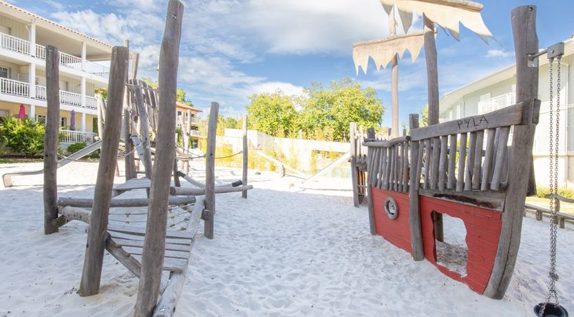 Photo of Saunter the Shoreline