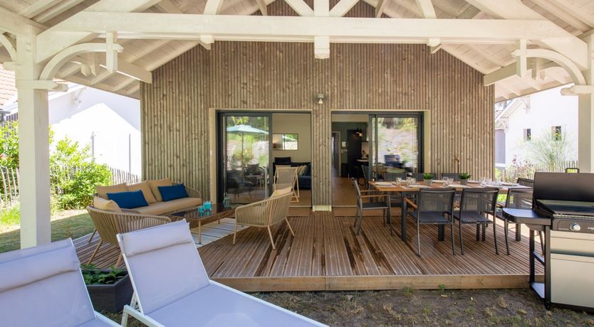 Photo of Saunter the Shoreline