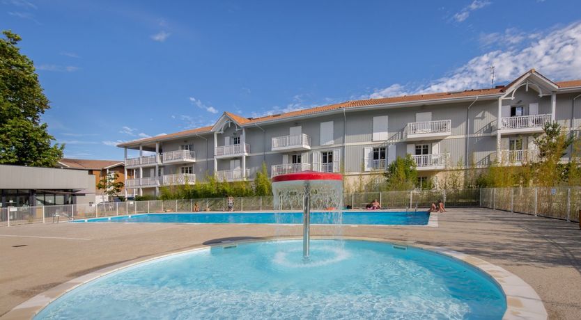 Photo of Saunter the Shoreline