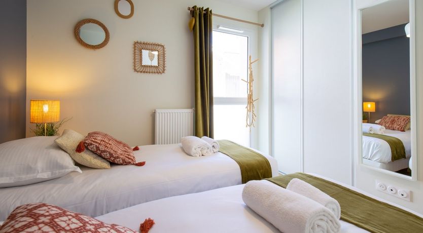 Photo of Saunter the Shoreline