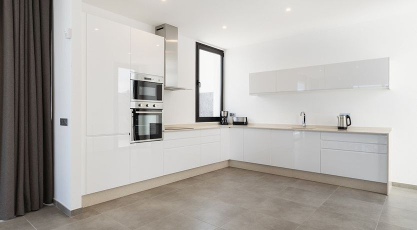 Photo of Sunshine on the Rocks