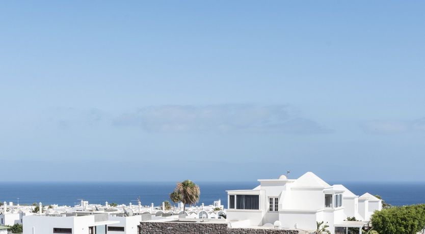 Photo of Sunshine on the Rocks