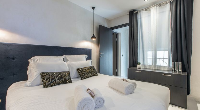 Photo of She's a Star