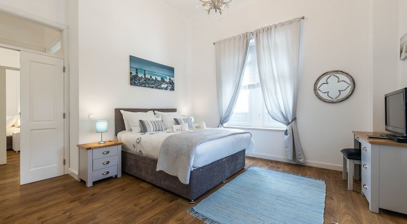 Photo of Olive & Citrus