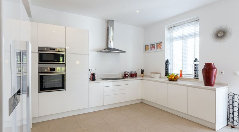 Photo of Olive & Citrus