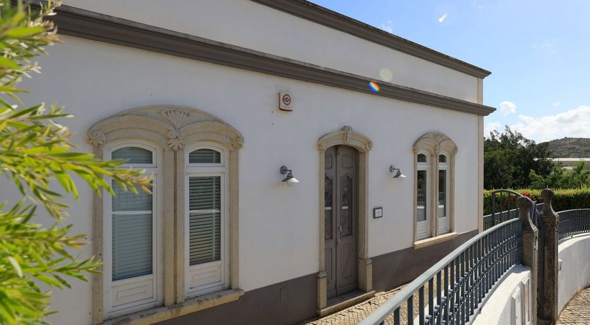 Photo of Olive & Citrus