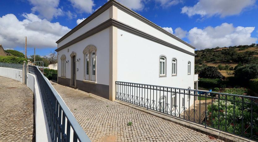 Photo of Olive & Citrus