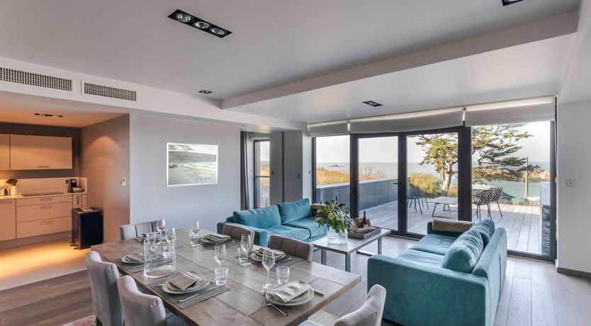 Photo of Upon the Rocks of Malouin