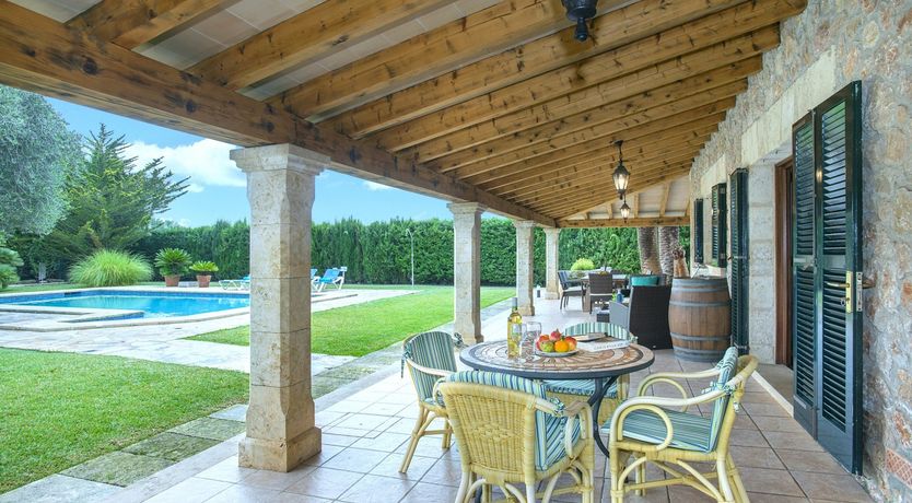 Photo of Emerald Eyes