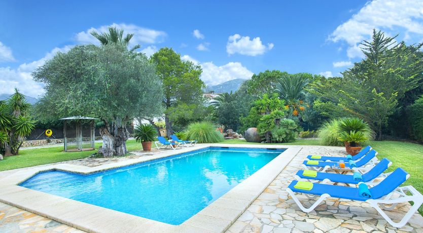 Photo of Emerald Eyes