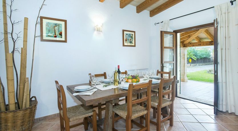 Photo of Emerald Eyes