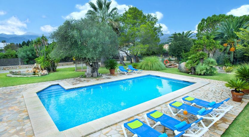 Photo of Emerald Eyes