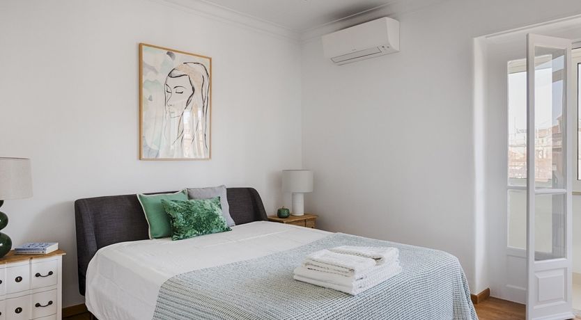 Photo of Saving Graça