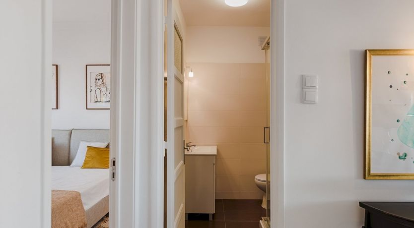 Photo of Saving Graça