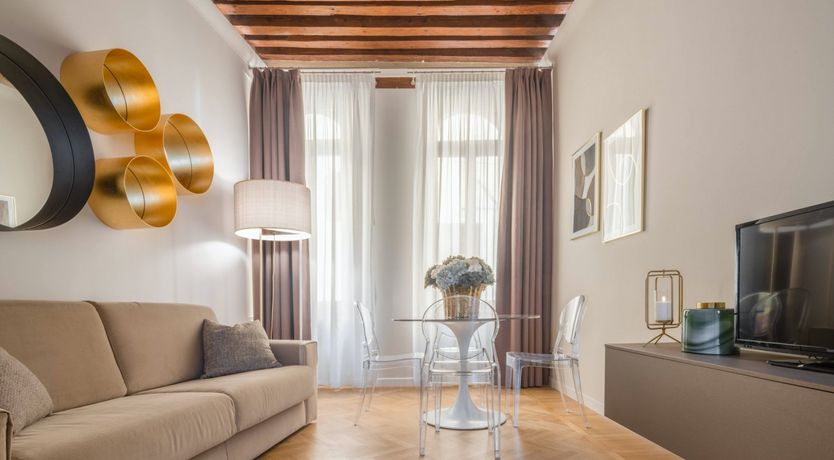 Photo of Venetian Gold