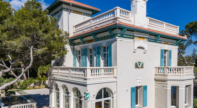 Photo of To Infinity And Toulon