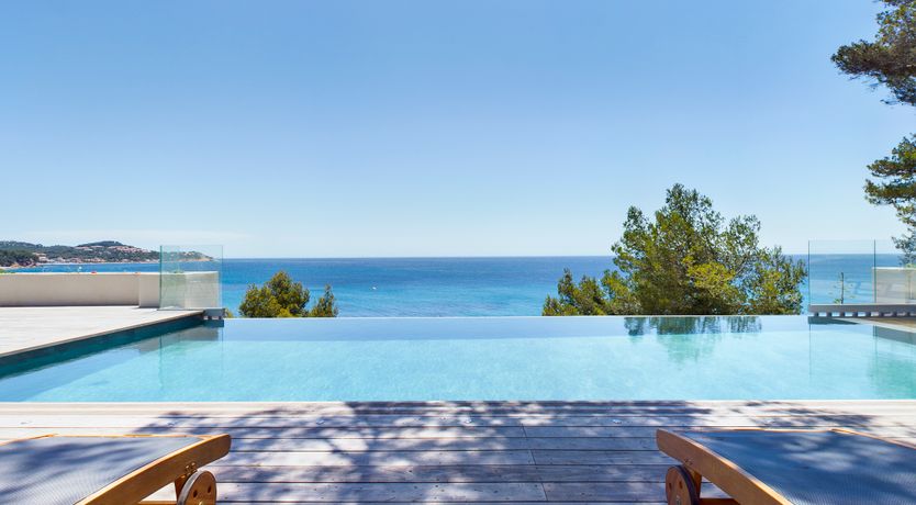 Photo of To Infinity And Toulon