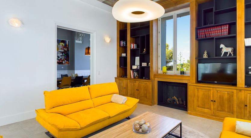 Photo of To Infinity And Toulon