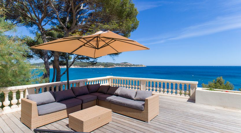 Photo of To Infinity And Toulon