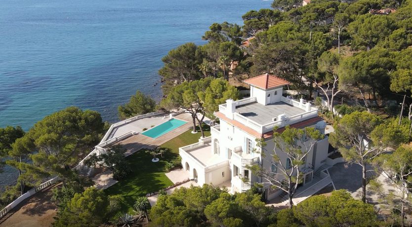 Photo of To Infinity And Toulon