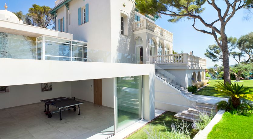 Photo of To Infinity And Toulon