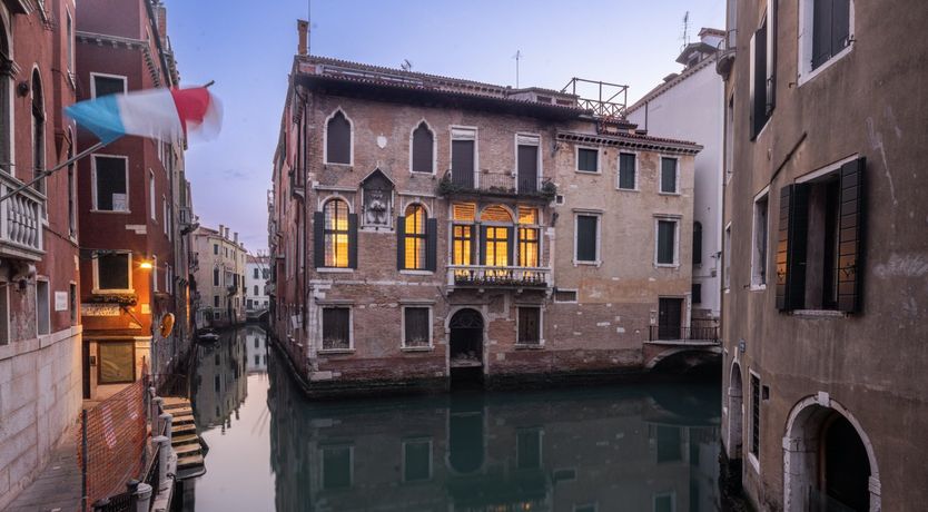 Photo of On the Backs of Angels