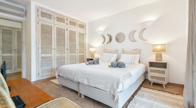 Photo of Arch of Light