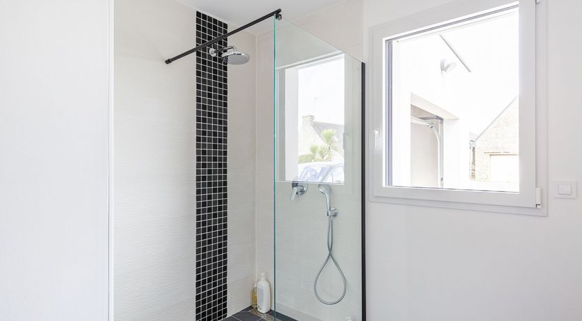 Photo of A Painting of Combrit