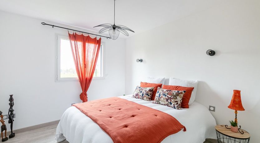 Photo of A Painting of Combrit