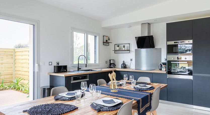 Photo of A Painting of Combrit