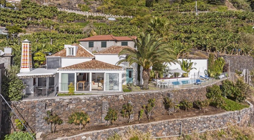 Photo of Poncha in Paradise