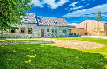 Limbourg Stone Holiday Home
