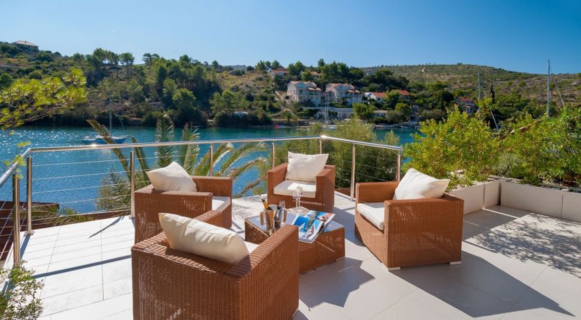 Photo of Hideaway on the Bay